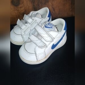 Nike Infant 1985 Vintage White Sneakers Infant Size 2